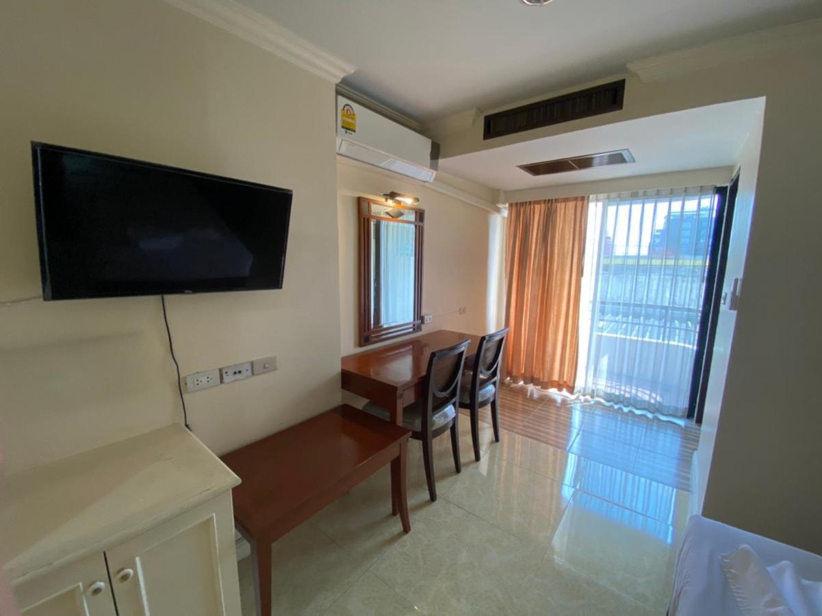 Jumbotel Hotel Bangkok Exteriör bild